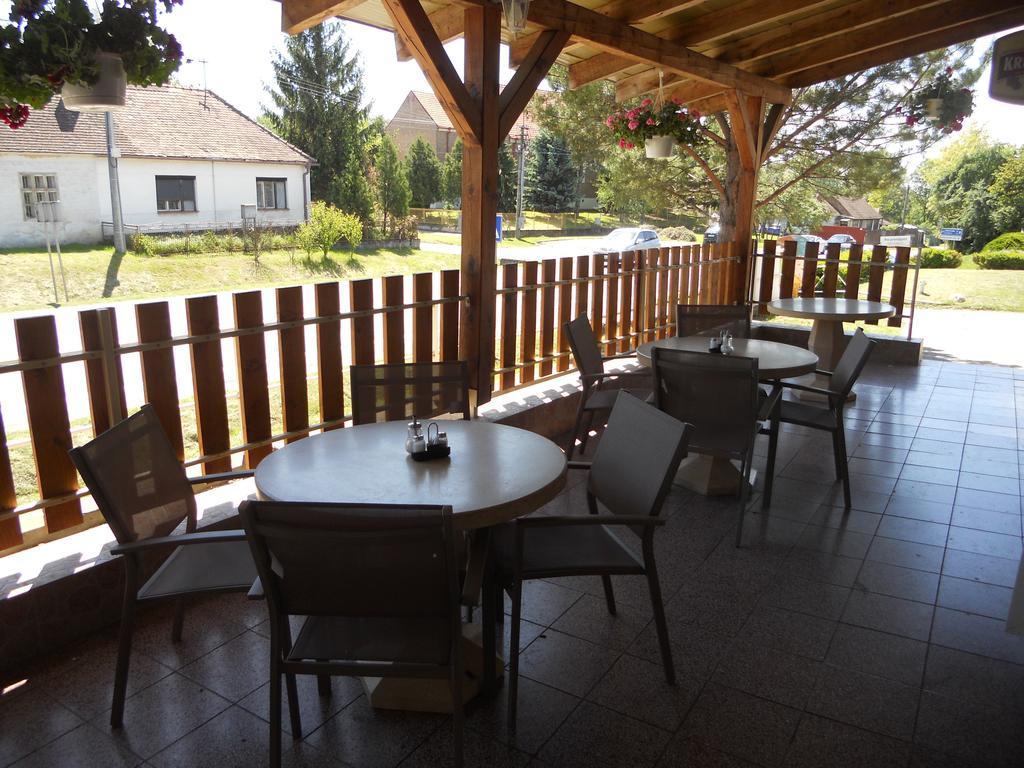 Penzion Kaplna Guest house 3*