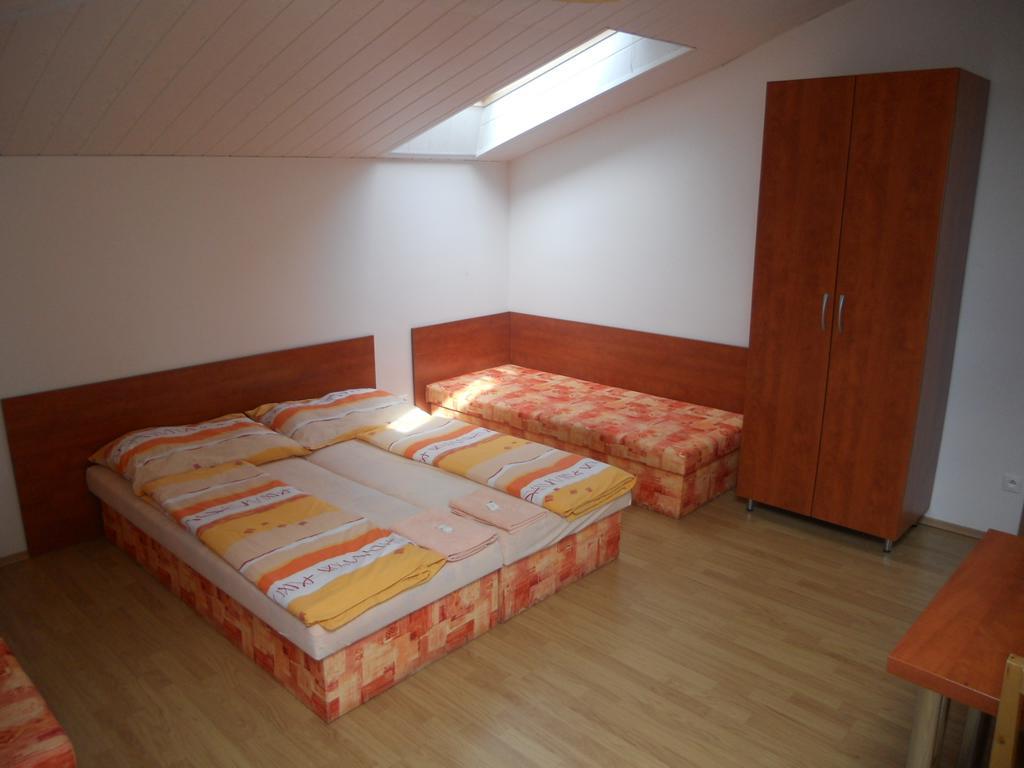 Guest house Penzion Kaplna Kaplna